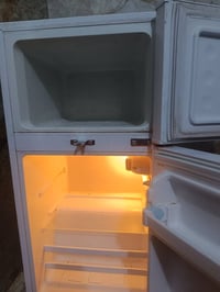 للبيع رقم الهاتف 07709038547