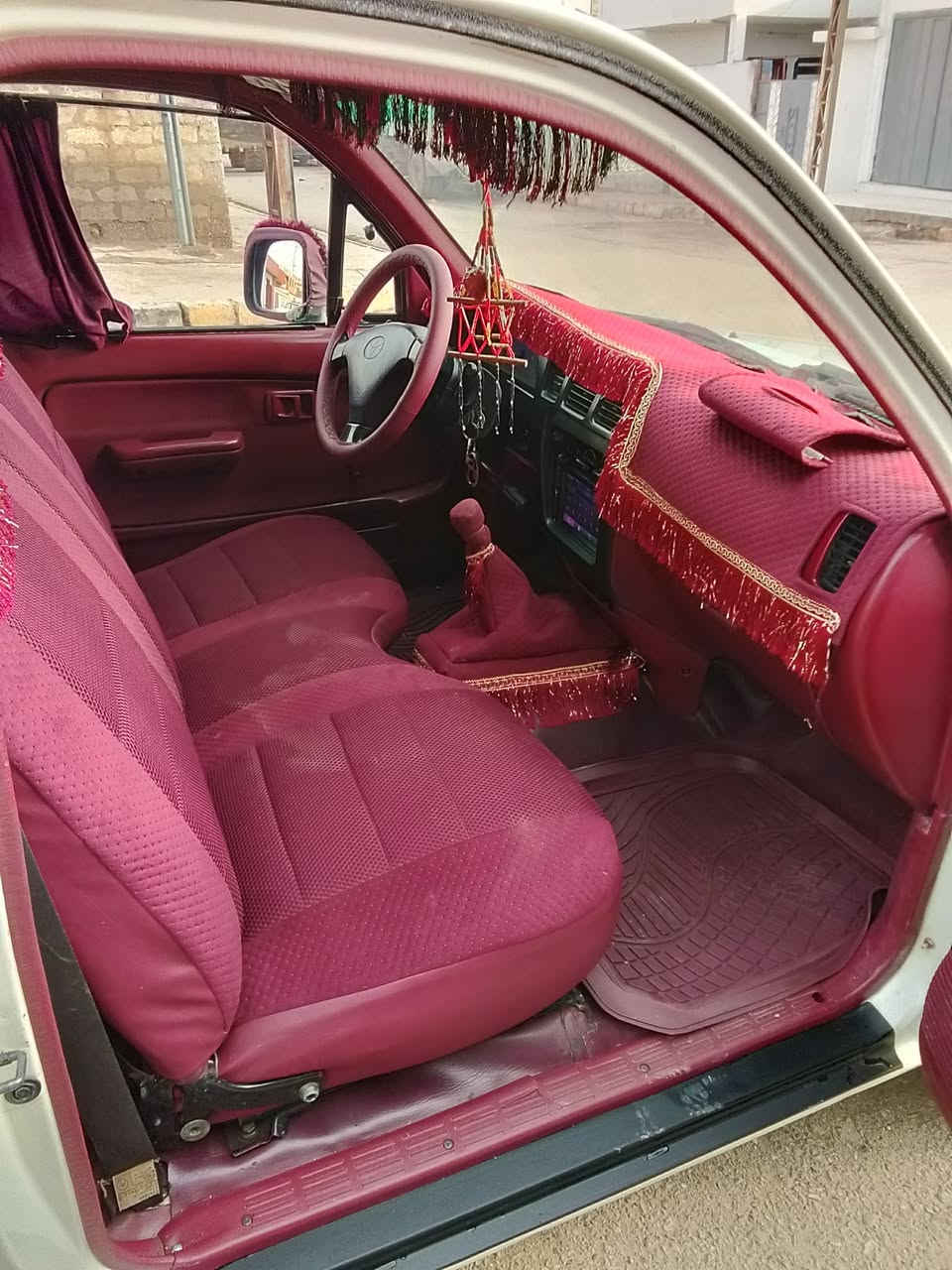 للبيع 2005 سياره كلو شرط  متفع بيها 140. سعر مطلوب 155 مكان سياره موصل ناحية وانه ‏‏‪0751 858 3857‬‏
