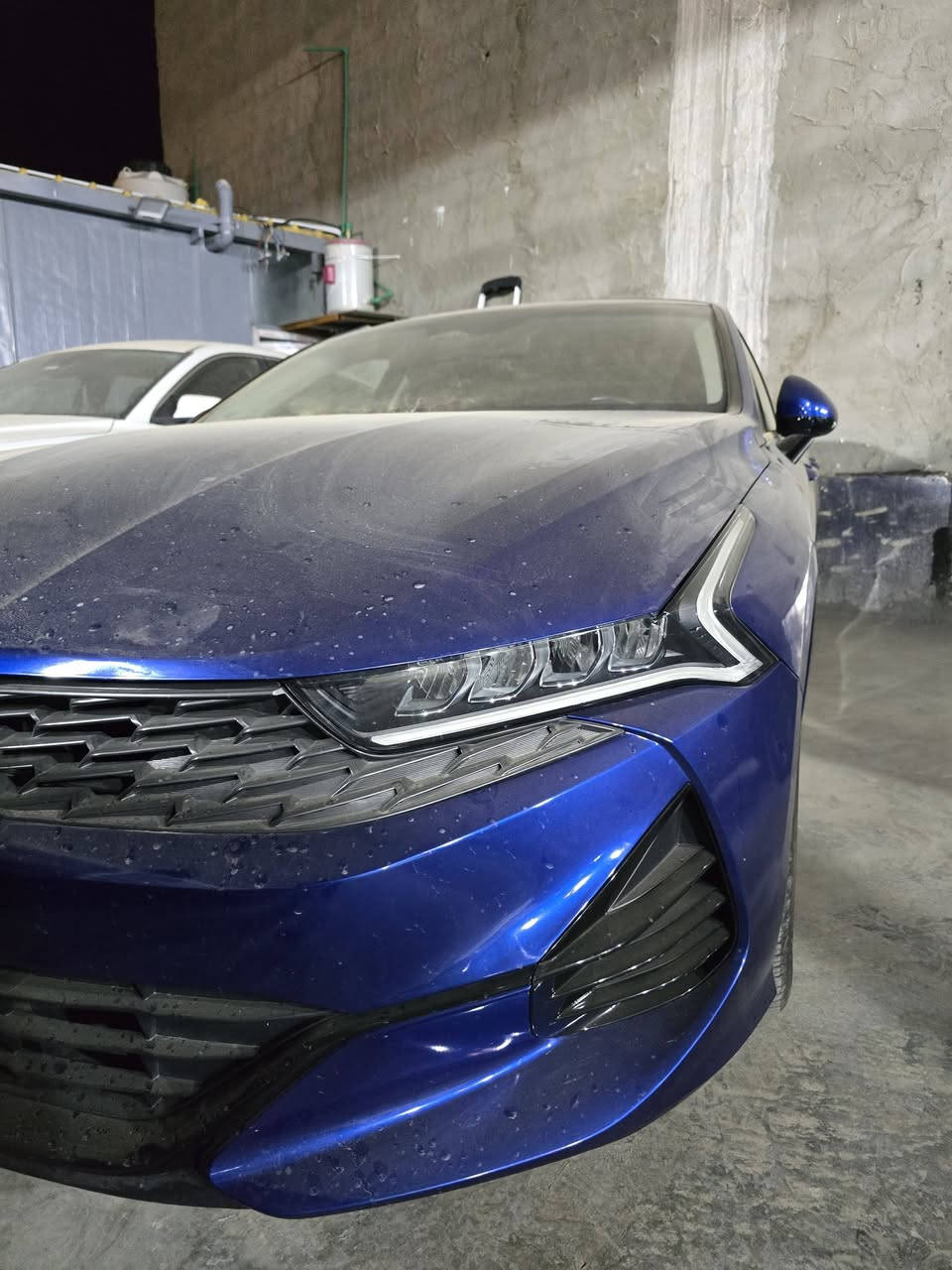 2024  KIA K5-EX
الموديل:- 2024
عدد المقاعد :- 5 مقاعد 
مواصفات السيارة :- -  EX 

موصفات: 
 شاشه كبيره نفيكيشن 
داخل  جلد اسود 
تحكم سرعه
تحكم مسجل 
ويل 18 انش 
كأمره خلفية 
اشاره بالمرايا 
بصمه تشغيل 
حساس تجاوز
لايت زينون 
رادار امامي 
كشاف لد 
هاند بريك كهرباء 
كرسي كهرباء 
تشغيل عن بعد  
مقاعد تدفئة وتبريد 
عدادات دجيتال 
حساسات امامية خلفية 

السعر  :  155

🔴 مكانه كربلاء الانتفاضه الاولى شارع المخازن
استفسار المستورد. علي الحوراني 
***********
***********
__
