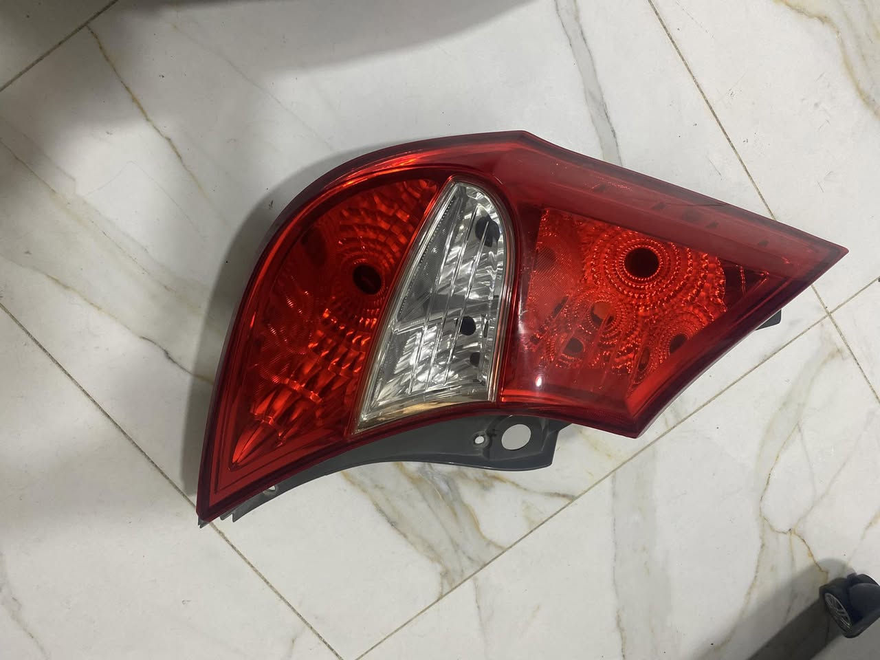 للبيع غراض اكسنت 2012 _2017
ارضيات 25 قفل
كبات عدد 5 قطع سعر 30 قفل
رف صندوق هاج باك 25 قفل
بك لايت جهة اليسرى 40 قفل
ارضية صندوق صالون 10 قفل
مكاني بغداد / ***********
