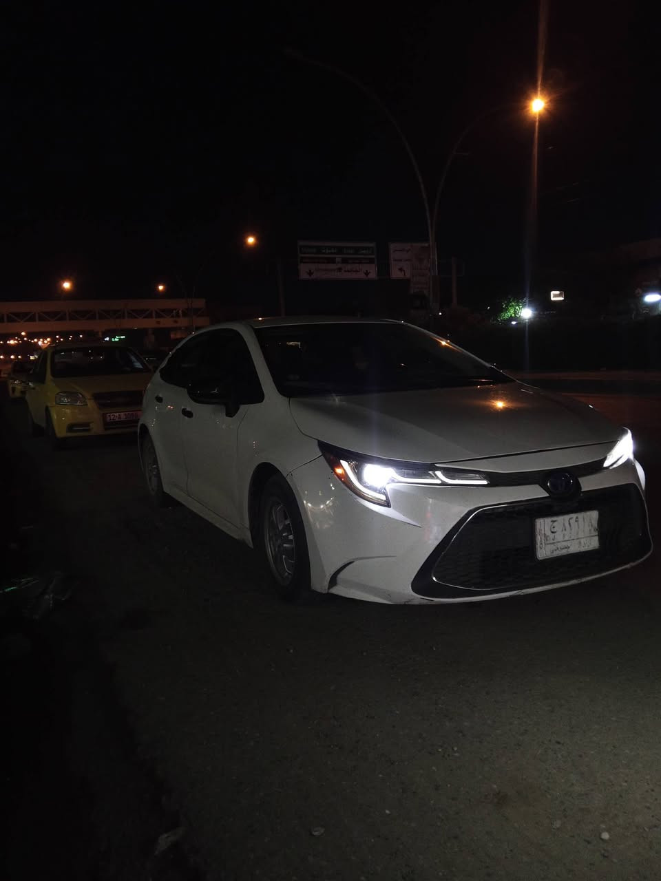 كورلة وارد امريكي هايبرد موديل 22
بصمه شاشه الكتروني العدادات+ باتري جديد+طخم تاير جديد رقم نينوى شرط التحويل 
بيها جامغ امامي اليمين وبوند مبدل بيها بل بدنه الخلفيه مسحوبه بارد سعر 128 مجال بسيط بدون مراوس 
*********** اكرر بدون مراوس ولموشراي ليتعبني
