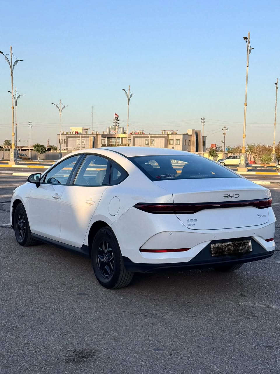 السلام عليكم للبيع byd كن بلاس 2025 ماشيه 5 الكلي ملحقاتها كامله ورقم بغداد مكفوله عدا ملاحضتين السعر 18 و700 وبيه مجال بسيط  مكان كربلاء  
*********** 
***********
