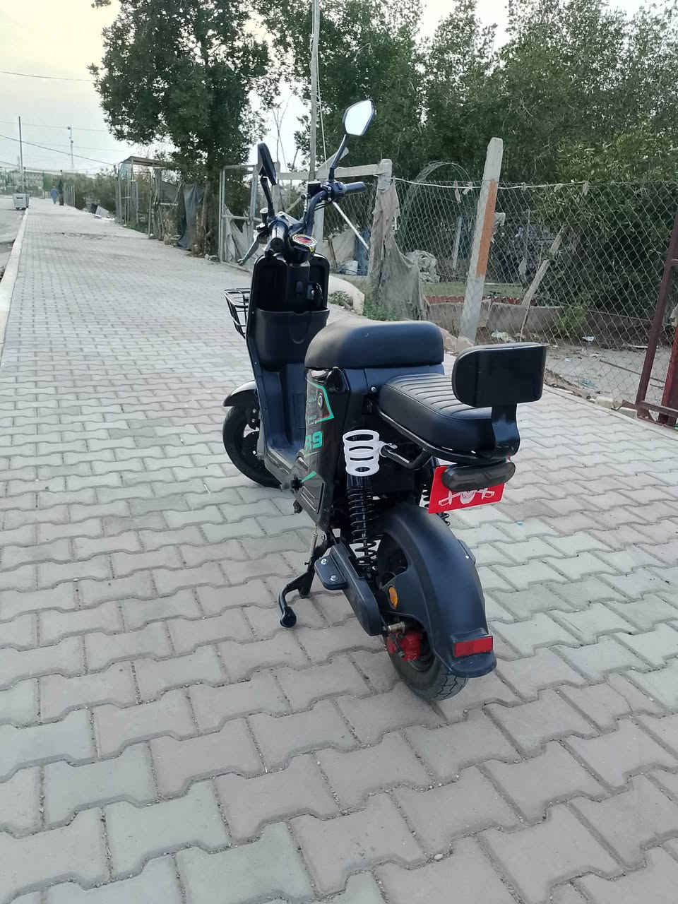 السلام عليكم R9 للبيع
البايسكل نضافتة شوفة عينك كهربائيات كلهة شغالة بطارياتة جدد كل حلو او نضيف نقصة هورن فقط السعر 350 قفل متحصل بهيج سعر ابد وذا اكو مراوس بدراجة بعد احسن العنوان ديالى بعقوبة التحرير الرقم ***********
