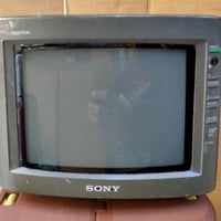 مونيتر سوني • ٨ بوصة • عاطل مكسور