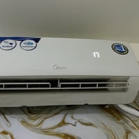 سبلت طن للبيع ميديا جداً نضيف ب_200 الف العنوان بغداد الدورة 078775000...