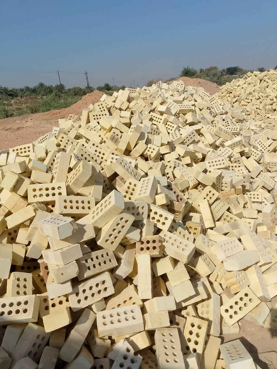 من رخصت الاخ مدير الكروب المحترم
#الشركه_لانتاج_الطابوق بغداد النهروان 💪

تجهيز اجود انواع طابوق الفني

خالي من الاملاح وزياده بالحمل ٤٠٠ توصيل جميع المحافظات

ملاحظه ⚠️لاسعار ليس مخفيه ولاكن حسب.المكان🎀✍️ للحجز والاستفسار يرجى الاتصال 📞

***********✅✅✅✅✅***********

     يوجد واتساب 

#نحن_الافضل_لاننا_المصدر

#دعم_المنتج_الوطني
