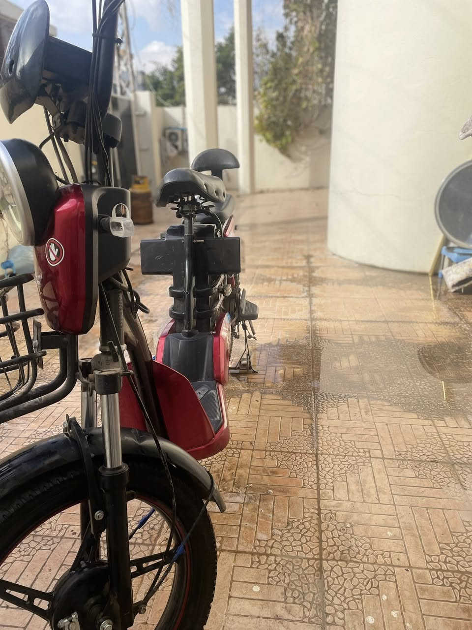 السلام عليكم شباب دراجة شحن نوعيه SPEED ايراني مو صيني 4 كير وا بطاريه نوعيه هايس اصلي 5بطاريات وا بلوتوث سعرها 325 ألف بس سعر بطارية 175 
وا بشكد يفيدك اكتب سعر
عنوان كركوك 
رقم .*********** على واتساب
