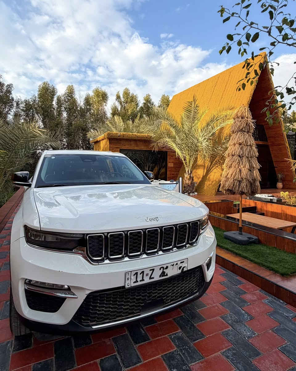 Jeep 2023
أمريكي كلين تايتل 
لمتد فول مواصفات عدا الفتحة 
ماشيـــه 42km
رقم بغداد 
مكان السيارة بابل 
السعر 355$
***********
