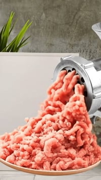 مفرمة لحم • يدوية • كمية محدودة