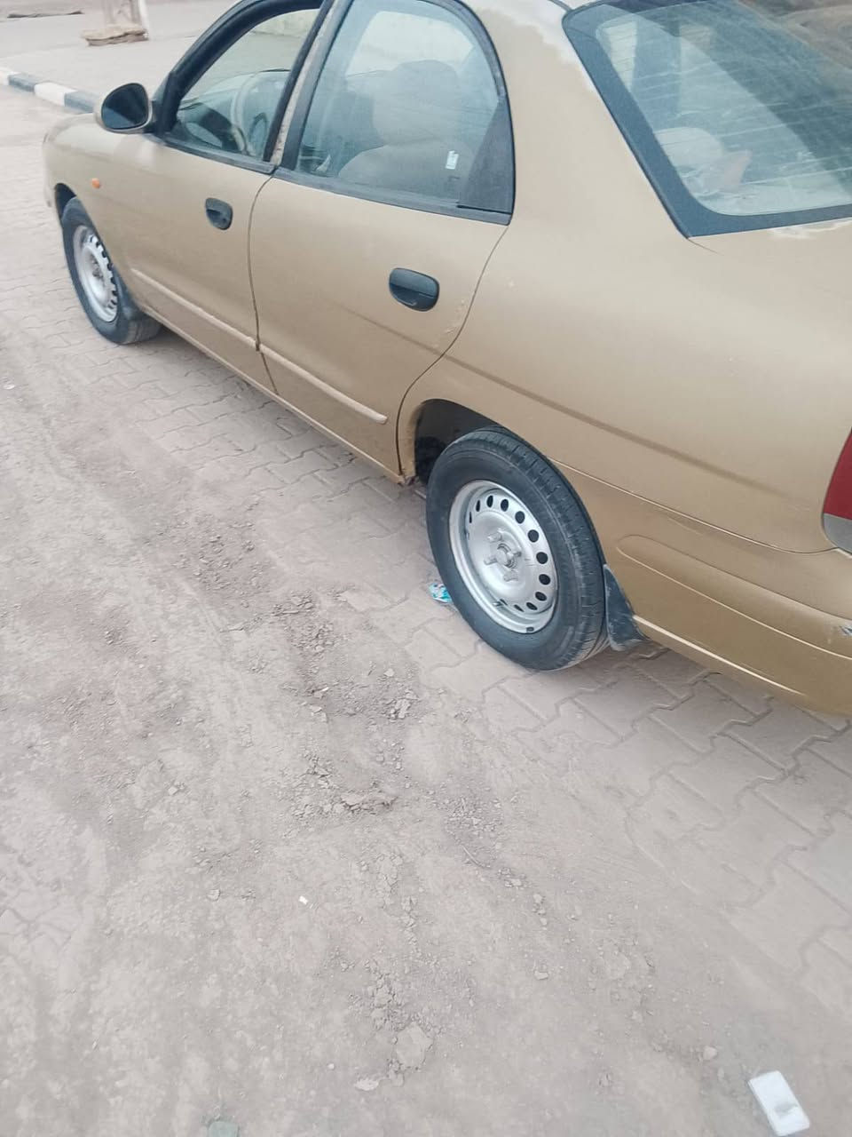 السلام عليكم ورحمه الله 
دايو نوبرا موديل 2000
محرك وكير كورلا اوتوماتيك 
رقم بغداد تحويل مباشر مكانها نجف اتصل ع رقم 
***********
واني مكلف بل نشر
