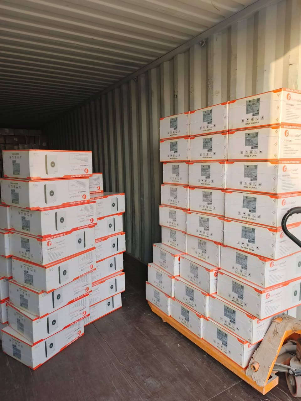 ⚡🔋 تم وصول وجبة بطاريات وإنفيرترات فليستي الأصلية 🔋⚡

تعلن شركة البرهان للطاقة الشمسية عن توفر منتجات فليستي حالياً وبأسعار مناسبة وتنافسية بالسوق، 

⚡ الإنفيرترات المتوفرة
• 3KW                    
• 4KW – II
• 6KW –  II
• 8KW –  II
• 12KW – II

🔋 البطاريات المتوفرة

• 5KW – 24V   FLA
• 5KW – 48V   FLA
• 7.5KW – 24v   FLA
• 10KW – 48V   FLA
• 12.5KW – 24V   FLA
• 12.5KW – 48V   FLA
• 15KW – 48V   FLA
• 17.5KW – 48V   FLA
• 25KW – 48V   FLA

✔️ بضاعة أصلية
✔️ أسعار منافسة
✔️ بيع مفرد وجملة

📍 العنوان: بغداد – كرادة خارج / كركرك حي بدر

📲 واتساب للاستفسار:
***********
