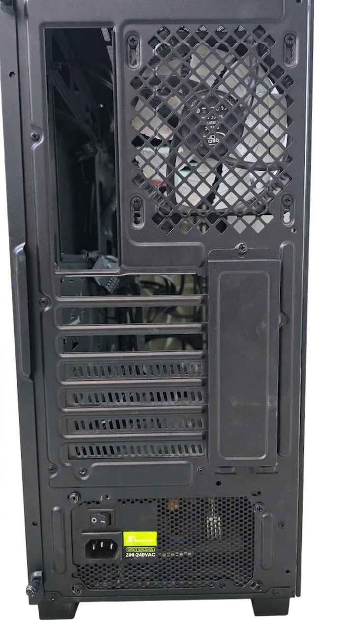 كيس فارغ من ماركه DEEP COOL مع 4 فانات
بدخله باور سبلاي 600W
وهارد ساتا 128GB
سعره قفل 
ماعندي توصيل بغداد, العراق


**إذا كنت صاحب هذا الإعلان وتريد حذفه لأي سبب، رجاءا أرسل رسالة إلى الدعم الفني**
