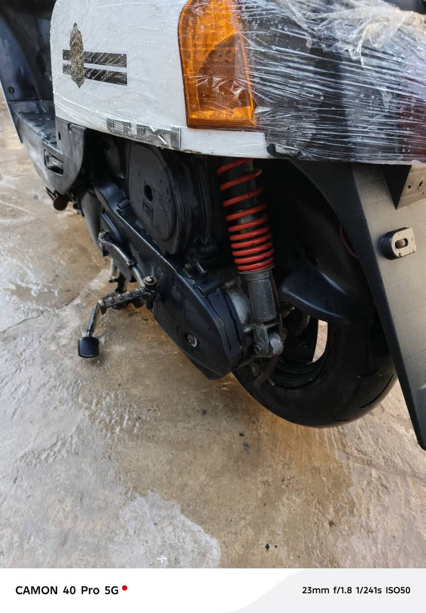 سلام عليكم للبيع  دراجه بوليس نضيفه مامفتوحه كله ابلاد سلف كابريتر ابلاد كفرات ابلاد ختم واحد موديل 2008 السعر750 وبيهه مجال


**إذا كنت صاحب هذا الإعلان وتريد حذفه لأي سبب، رجاءا أرسل رسالة إلى الدعم الفني**