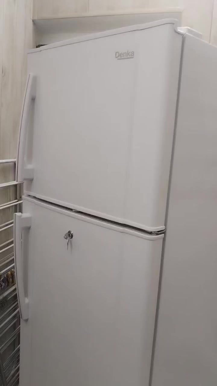 السلام عليكم تم صيانه ثلاجة تبديل ماطور جديد ضمان سنه مع العمل
عمل موقعي بغداد القاهرة ابو سكينه الربيعي ***********
