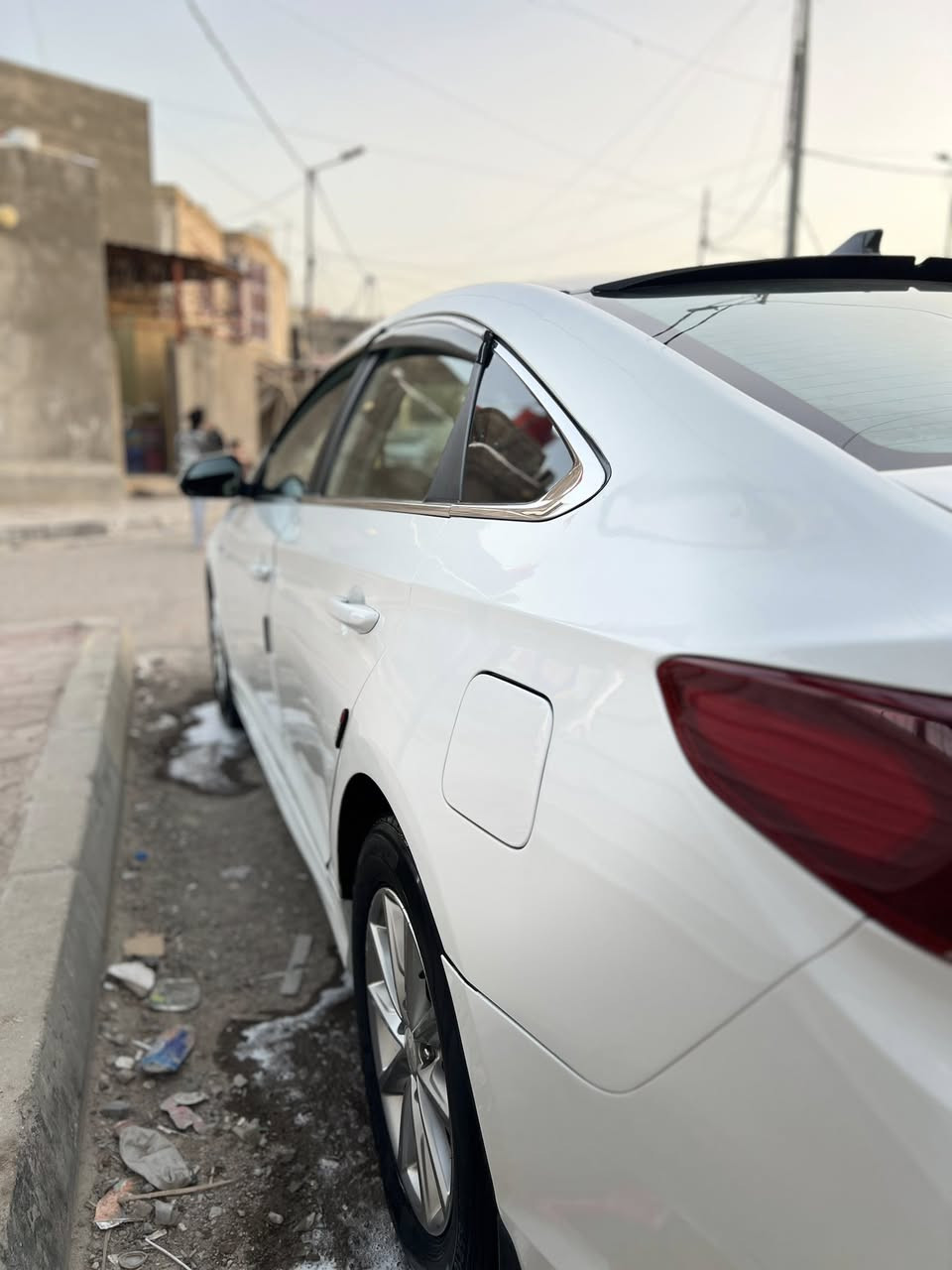 سلام عليكم سياره سوناتا 2020  ادوات بيها كصه وحده كصه جنطه سياره مكفوله مكينه كير حداديه جديده تبريد ثلج تخم تاير جديد دوخلها نظيفه سعرها ب70 وبيها مجال لطيبين 🤍

عنوان السياره :البصره 
رقم الهاتف :***********
