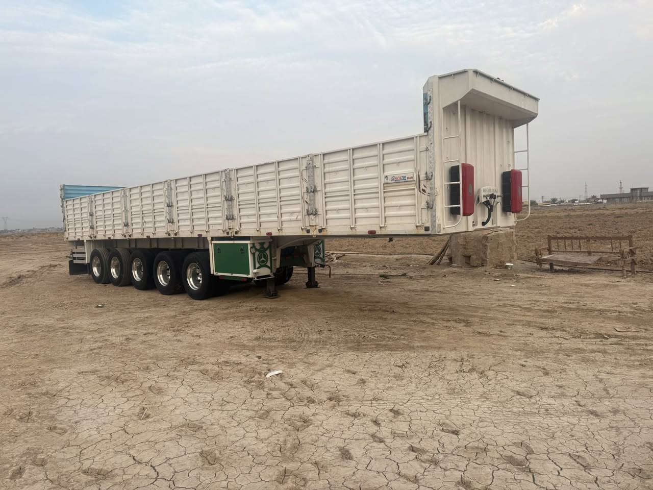 السلام عليكم عربانه موديل 2025 فصخ وربط  تريله عراق تخم تاير تعلونات كامله جادر رقم سليمانيه 5 دنكير 

***********
