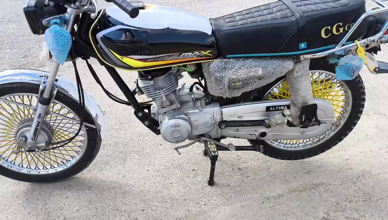 للبيع مديل 18 لاصرف ولابخار 
سعره 375الف والشراي يدلل مكاني داقواق 
***********
