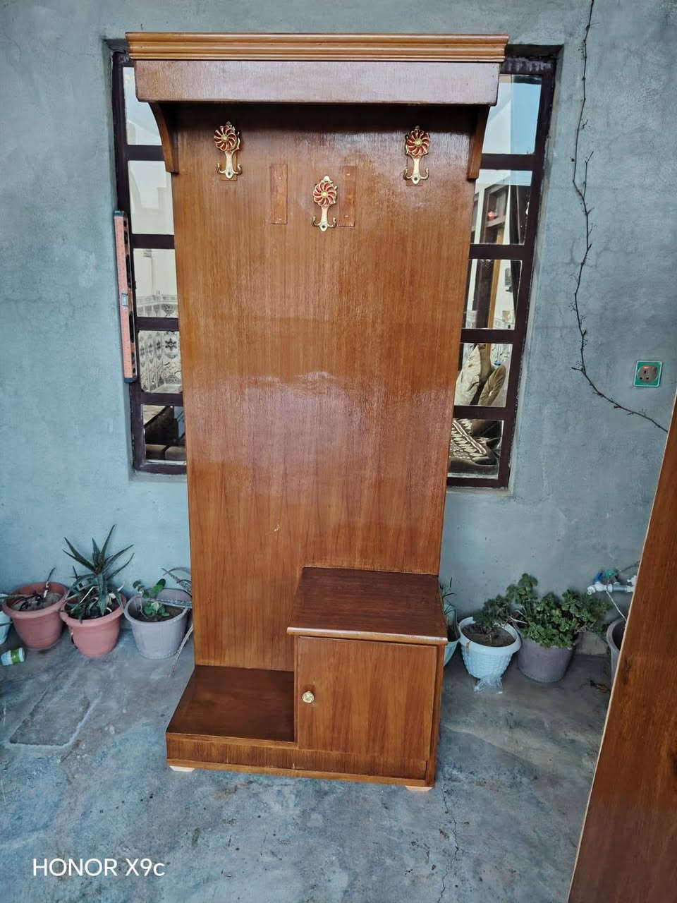 غرفة اخشاب للبيع السعر ٤٧٥
للستفسار الاتصال على الرقم ***********
