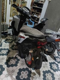 عندي دراجه زد ار موديل 23 دراجه نظيفه حتى ما جايه اطلع بيها اريد ابيعه...