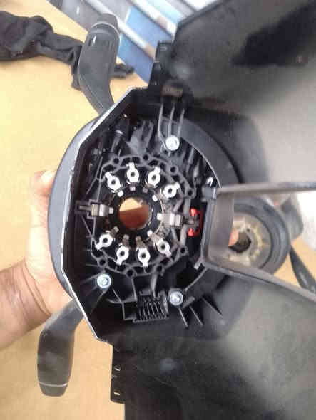 السلام عليكم للبيع قواعد عدد2مال مارسيدس حديث قيمهم وخذهم بحق الله العنوان بغداد الشعب قرب سيطرةالشعب القديمة مدخل السريدات رقم الهاتف واتساب ***********
