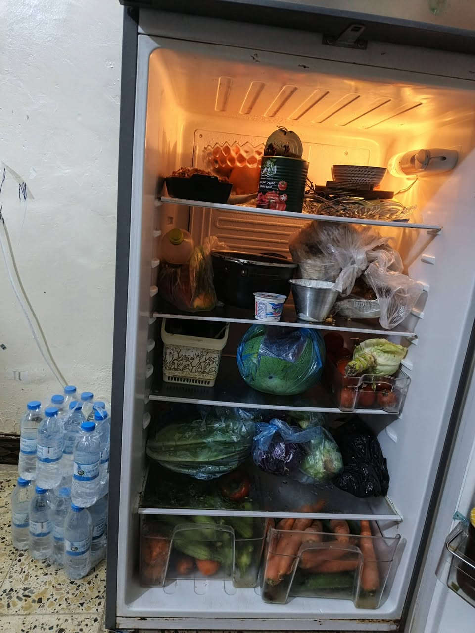 ثلاجه للبيع الاستفسار الاتصال *********** تجميد خير من الله
