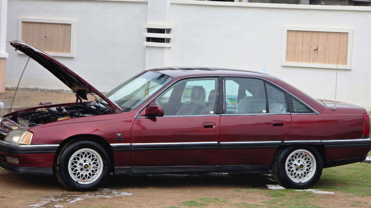 اوبل البيع موديل ٩٣ فول اتو تبريد ❄ثلج محرك ٢٠٠٠ سيارة جاهزه عل اخير ( مال جناي) كهربائيات تراي كير محرك صدر تخم تاير تمام إس اوفر سعر ٥٠ عنوان الرمادي تواصل ***********
