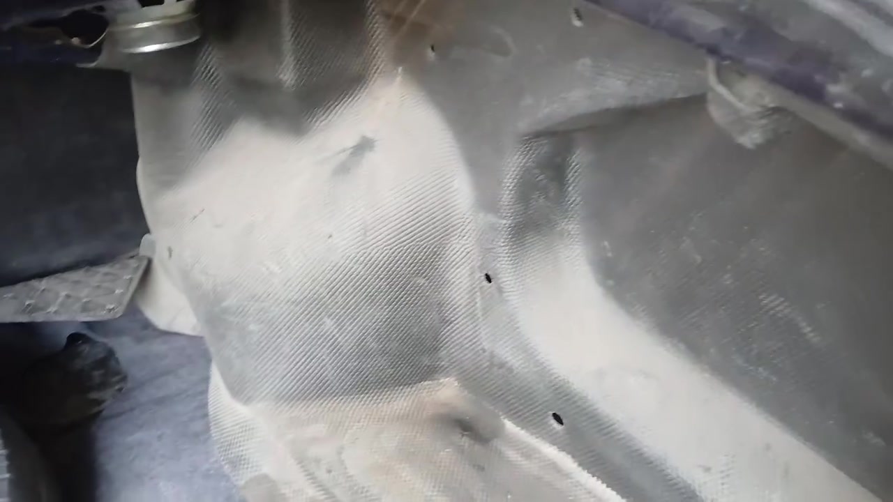 من رخصت الادمن سياره كولف فينتو موديل ١٩٩٣ تبريد خير من الله محرك كير خير من الله شوف عينك بس يحتاجلها الجبنه الي بين الكير ول محرك ١٨٠٠ السعر ٦ ونص وبيها مجال مكاني الزعفرانيه الرقم الماني بسمي ***********
