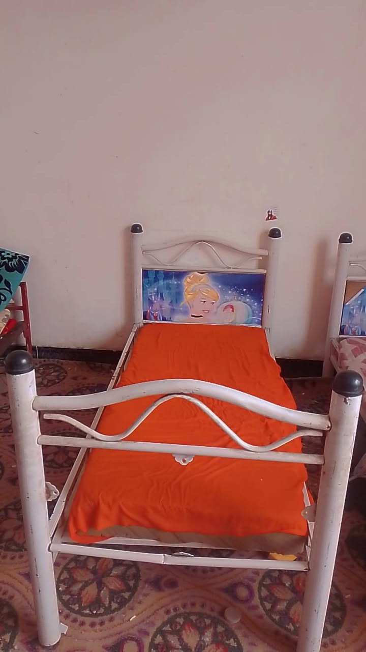 غراض للبيع وأسعار مناسبه كلش والتفاصيل خاص رجاء ماجاوب تعليقات


**إذا كنت صاحب هذا الإعلان وتريد حذفه لأي سبب، رجاءا أرسل رسالة إلى الدعم الفني**