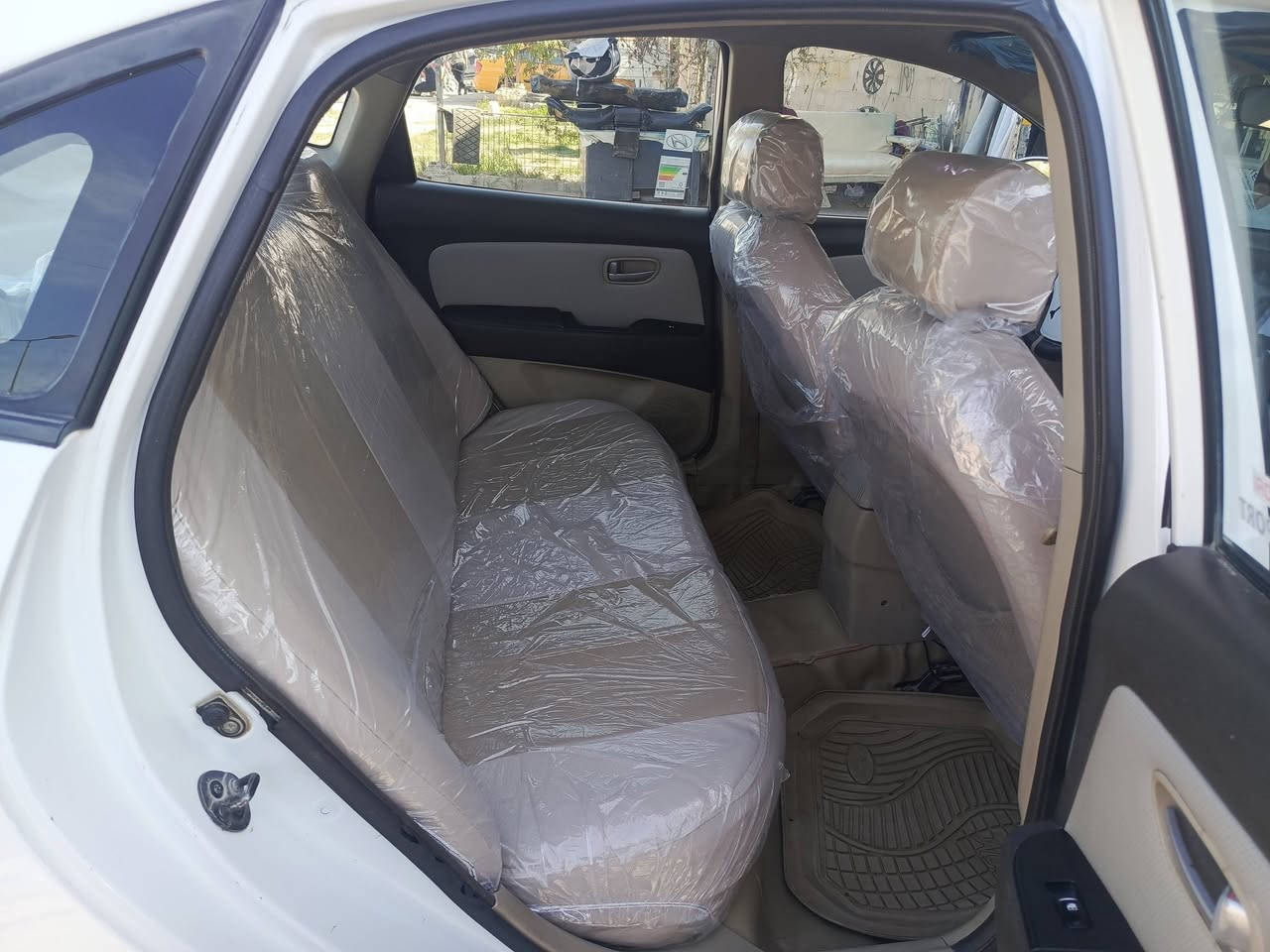 افانتي ٢٠٠٧ لبيع سعر ٩٢ بيه بنيد صبغ وبل هلال خلفي سياره حلوه مال جنيه ***********
