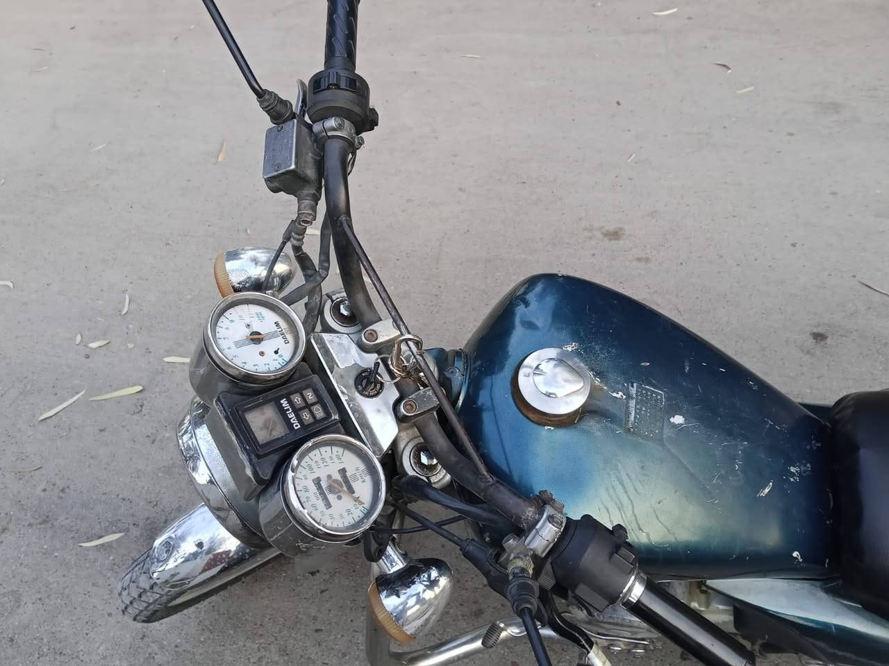 السَلٱمٌ عـَلـْيگم دراجة دايلم كوري للبيع
دراجة نظيفه ومابيها اي نقص وجاهزة
السعر 500 وبيها مجال
للأستفسار ***********
