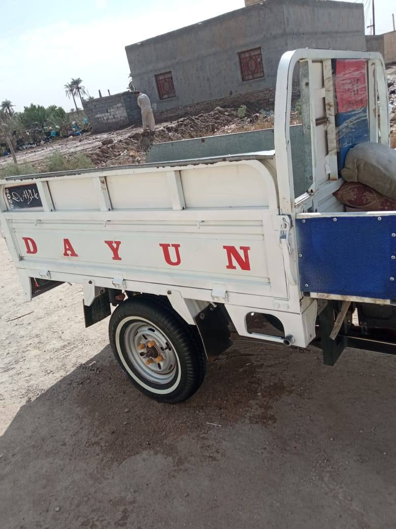 سلام عليكم ستوته للبيع موديل19
اوراق بسمي مكينه 25 اكسن جديد كهربايات كله شقاله ستوته خير من الله سعر مليونين و100 ***********
