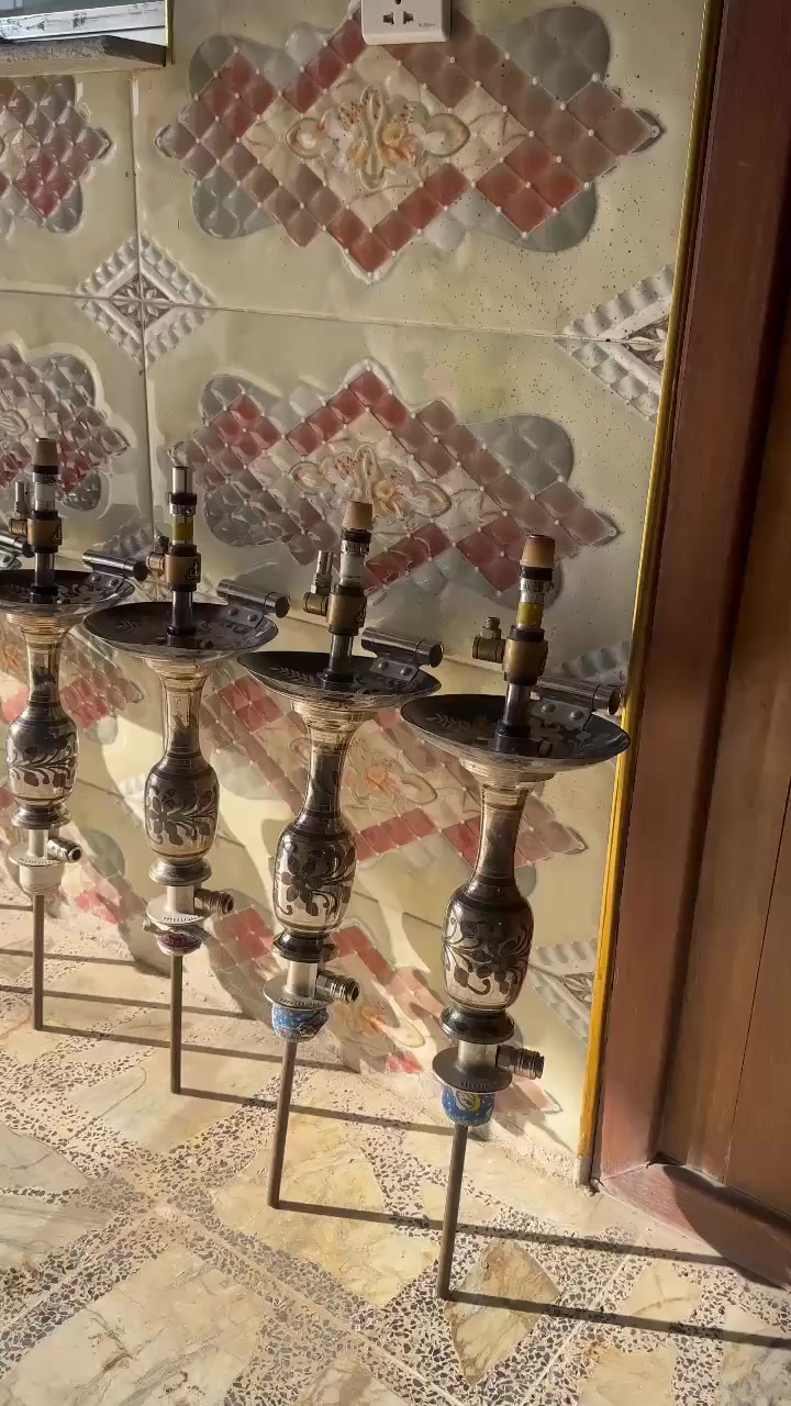 نراكيل طه للبيع عدد ٢٠ قطعة 
سعره القطعة ٧٥ الف ..


**إذا كنت صاحب هذا الإعلان وتريد حذفه لأي سبب، رجاءا أرسل رسالة إلى الدعم الفني**