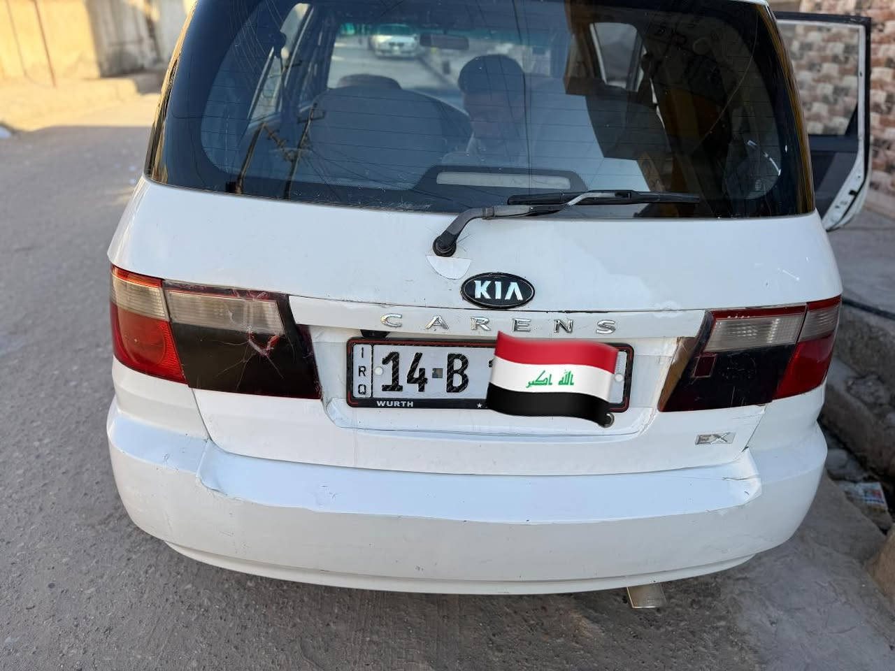 كيا كارنز موديل 2005 جديد مكفوله من كص وضربه بيهه رشات صبغ بصيطه حداديه جديده مكينه كير تبريد رقم انكليزي تحويل مكاني ذي قار سوك الشيوخ رقم***********واتساب سعر 68
