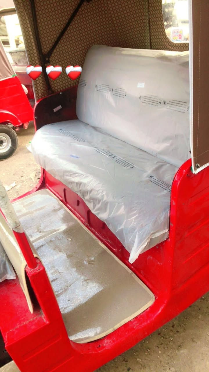 تكتك موديل 18 رقم نكليزي تكتك خير من الله مال جناي مكينه خير من الله لاتقيص لا تبخير مصبوغه جماليه السعر 5و 200 بيها مجال العنوان بغداد الحبيبية شارع السجه ***********
