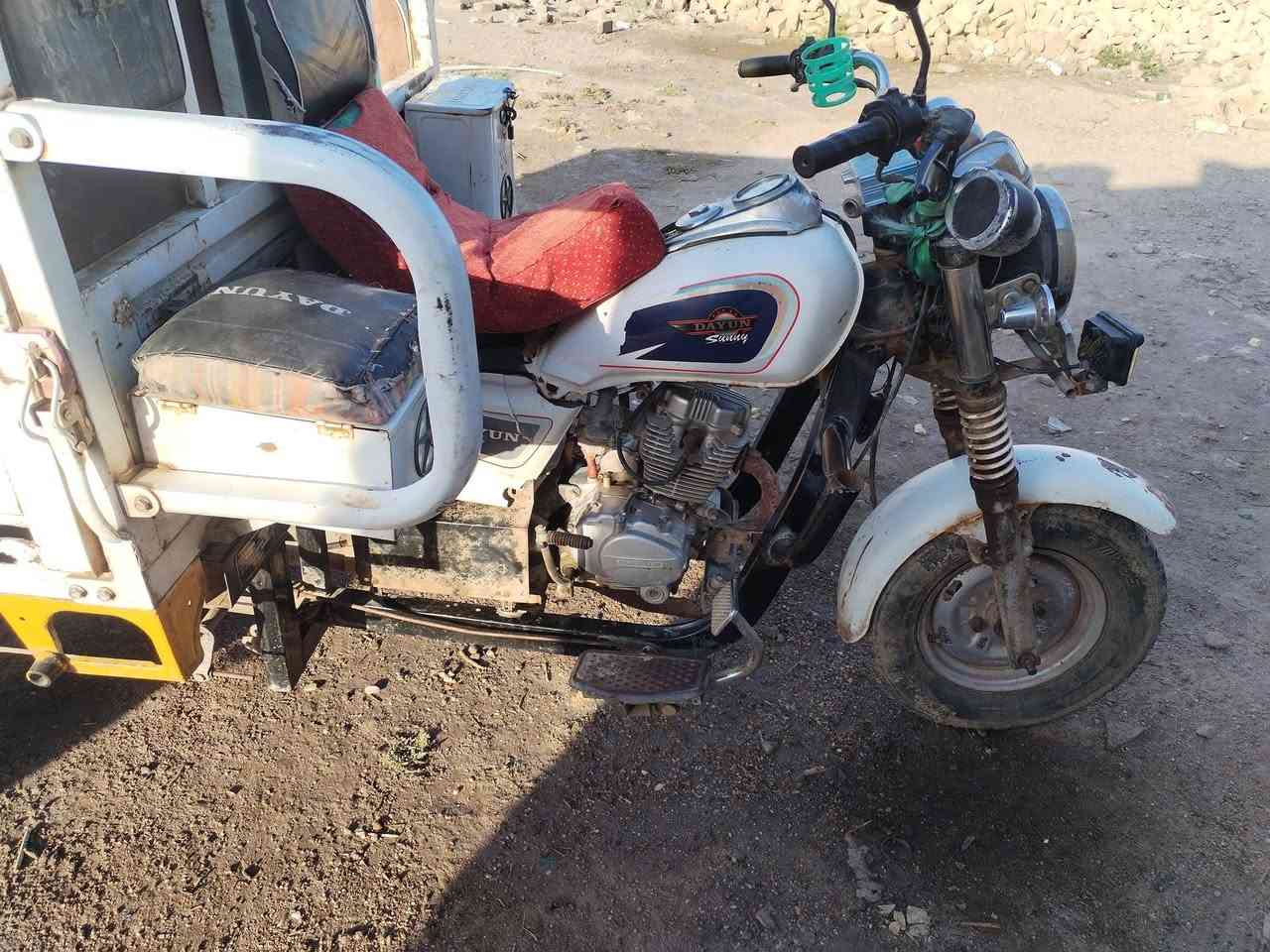 ستوته للبيع موديل 22 وراق جهازه من كهربائيات المحرك مفتوح  سعر 1900وبيه مجال يتصل عله هاذه رقم ***********
