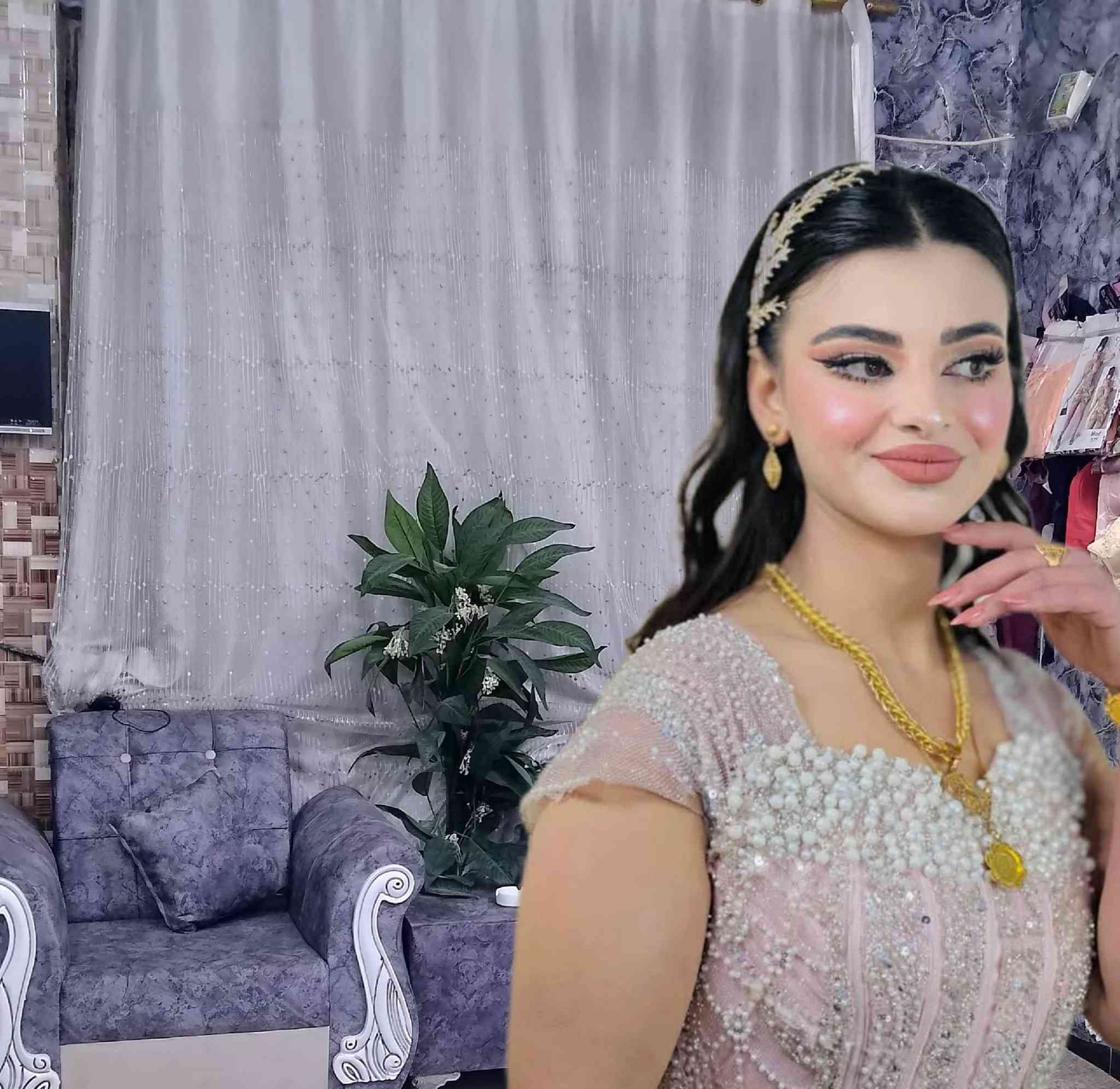 عروض العيد
#عرض_خاص_بأسعار_لاتقبل_المنافسة
#تــاتـوا_بـأحـدث_الأحـبـار_الأمـيـركـيـه_AZ
🔰{ألـ55ـف} تــاتـوا فــايـبـروز
🔰{ألـ55ـف} تــاتـوا مــايـكـروبـلـدنـك
🔰{ألـ45ـف} تــاتـوا 6D
🔰{ألـ35ـف} تــاتـوا بـلــوك
🔰{ألـ35ـف} تــاتـوا تـوريــد شـفــايـف 
🔰{ألـ20ـف} سـحــب لــون  تــاتـوا 
🔰{ألـ20ـف} أزالـة تــاتـوا أطـراف حـاجـب

#قسم_الصالون
🔰️️{ألـ10ـف} قــص شـعـر بأحــدث القــصات 
🔰️️{ألـ5ـف} شســوار شـعـر حســب
🔰️️{ألـ10ـف} معـالـج نانـو للشعـر التالف
🔰️️{ألـ7ف} حــفـافـه وجـه كـامـل مع شمع وسيروم هديه
🔰️️{ألـ15ـف} تركيب رموش طرفيه 
🔰️️{ألـ30ف} تركيب رموش طبيعيه 3D
🔰️️{ألـ30ـف} ميكاب مناسبات فخم مع رموش. مكياج وسط ب20
🔰️️{ألـ30ـف} تسريحات مناسبات. برم اوتسريحه بسيطه ب15

#صـبـغ_الشـعـر_حسب_الطلب
🔰{ألـ15ـف} قصـيـر فــوق الـكــتـف
🔰{ألـ25ـف} قصـيـر حــد الـكــتـف
🔰{ألـ30ـف} قصـيـر تـحــت الـكــتـف
🔰{ألـ35ـف} مـتــوسـط نصـف الظـهـر
🔰{ألـ45ـف} طـويــل نهــايه الظـهـر

#تخصيل_الشـعـر_حسب_الطلب
🔰{ألـ20ـف} قصـيـر فــوق الـكــتـف
🔰{أل35ف} قصـيـر حــد الـكــتـف
🔰{ألـ45ـف} قصـيـر تـحــت الـكــتـف
🔰{ألــ55ف} مـتــوسـط نصـف الظـهـر
🔰{ألـ70ـف} طـويــل نهــايه الظـهـر

#مــسـرح_و_مــعـالـج_و_بروتين_فيرساد
🔰{ألـ40ـف} قصـيـر فــوق الـكــتـف
🔰{ألـ60ـف} قصـيـر حــد الـكــتـف
🔰{ألـ75ـف} قصـيـر تـحــت الـكــتـف
🔰{ألـ100ـف} مـتــوسـط نصـف الظـهـر
🔰{ألـ150ـف} طـويــل نهــايه الظـهـر

#قسم_العنايه_بالبشره
🔰️{ألـ10ـف} خلطه تبيض مناطق حساسه
🔰️{ألـ10ـف} خلطه معالج فوري للكلف
🔰️{ألـ10ـف} خلطه نضاره فائقه للبشره
🔰️{ألـ10ـف} خلطه معالج حب الشباب
🔰️{ألـ10ـف} تـنـظيف بشــره عميق بالماسكات
🔰️️{ألـ10ـف} تـنـظيف بشــره عميق
🔰️️{ألـ20ـف} بي بي كلو عنــايه بالبشــره
🔰️️{ألـ30ـف} ميزوا تبيض فوري للبشره
🔰️️{ألـ30ـف} ميززا معالج فوري للكلف
🔰️️{ألـ30ـف} ميزوا شد و نضاره للبشره
🔰️️{ألـ50ـف} أبرة العروس لنضارة البشره
🔰️️{ألـ5ف}ازاله الشامات السطحيه والزوائد اللحميه

#الـحــجـز_مـســبـق_قـبــل_24_سـاعــه_رجـاءً

🔰نـســتـقـبـل الـزبــائـن الـكــرام
🔰مــن الـســاعـه 🕓  9صـبــاحـاً
🔰الــى الـســاعـه 🕓  12 مـســاءً
عنوان كربلاء حي الوفاء الشارع العام مجاور احمد توفيق للستائر
***********
