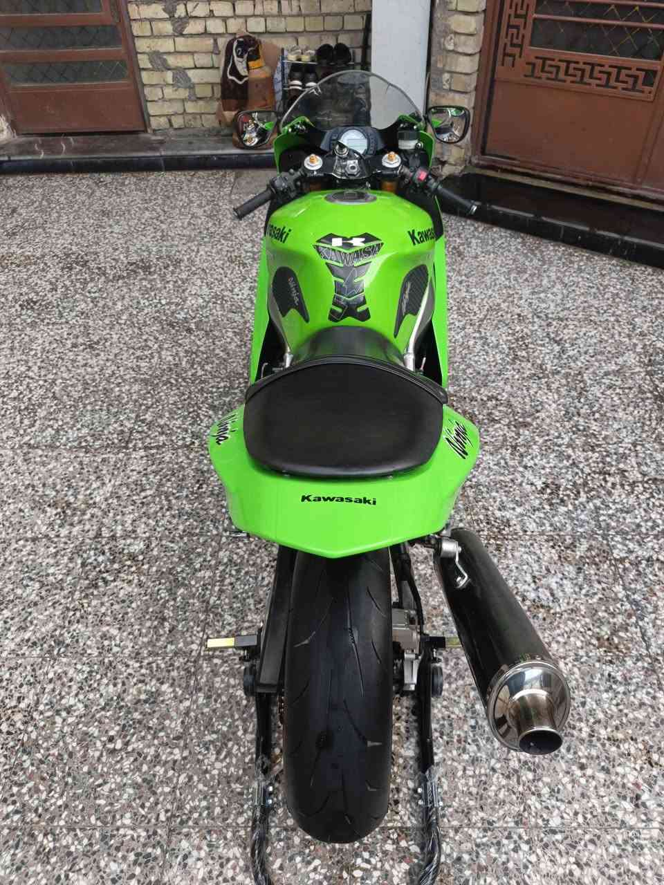 سلام عليكم كاوساكي 2004 636 دراجه مكفوله من فتحه البرغي اي نقص ما بيها ماشيه ٤١ الف مكان بغداد جديده سعرها ٣٧ ورقه وبيها مجال شي بصيط دراجه مثل ما موضح بل صور و بل فيديو اي نقص ما بيها لشراي فقط يتصل ***********
