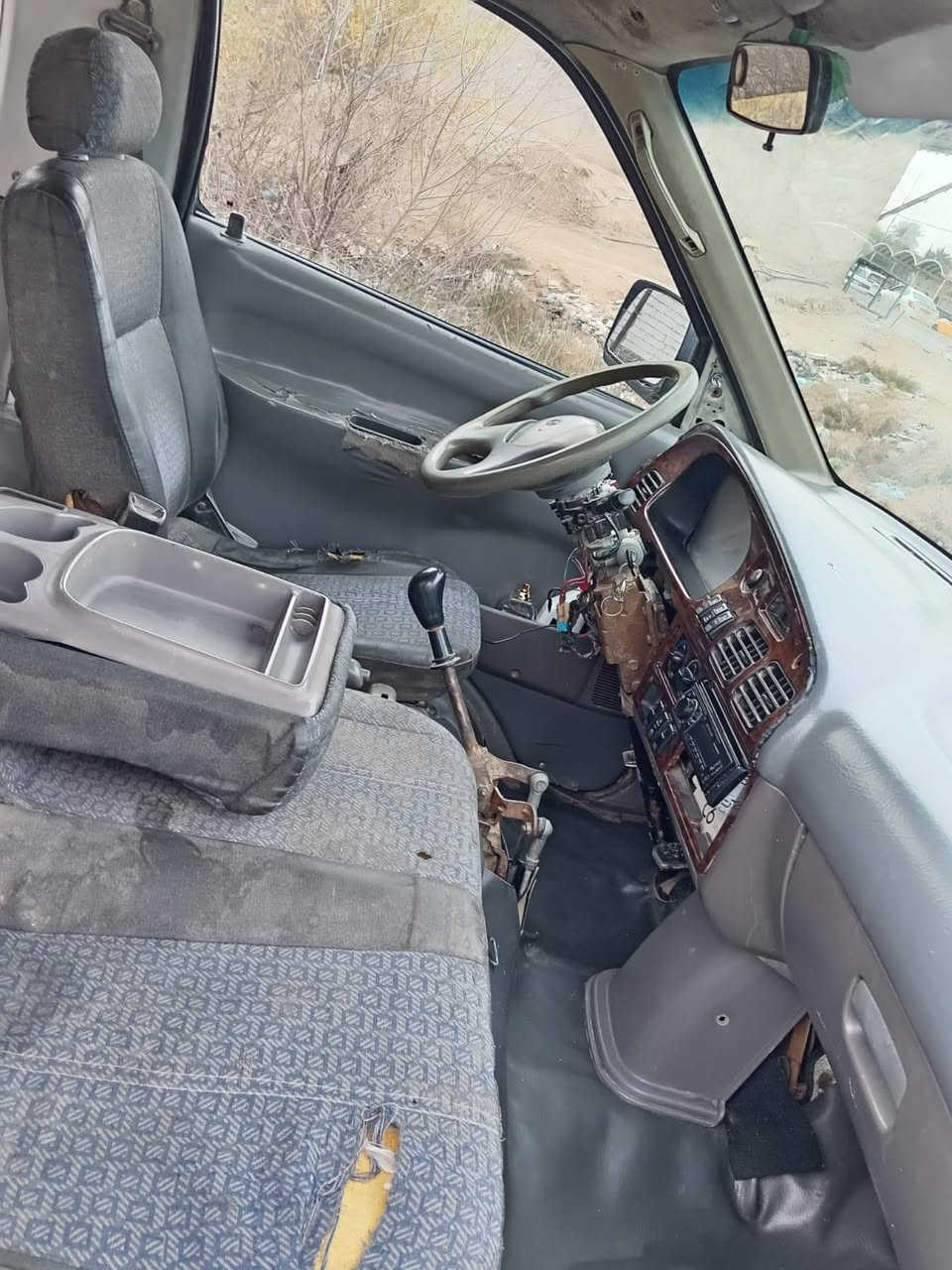 سلام عليكم كيابريجو1998رقم بابل كير مكينه اكسن تخم تاير كاعيه داكه جديد سياره جاهزه مداور كامله معاملته وهزته جاهزه علرقم لانكليزي مصفره هيئه ومرور سعره (47)وبيه مجال مكاني نجف شراي يتصل*********** ملاحضه شواصي اربعه حلوات بدون خياس
