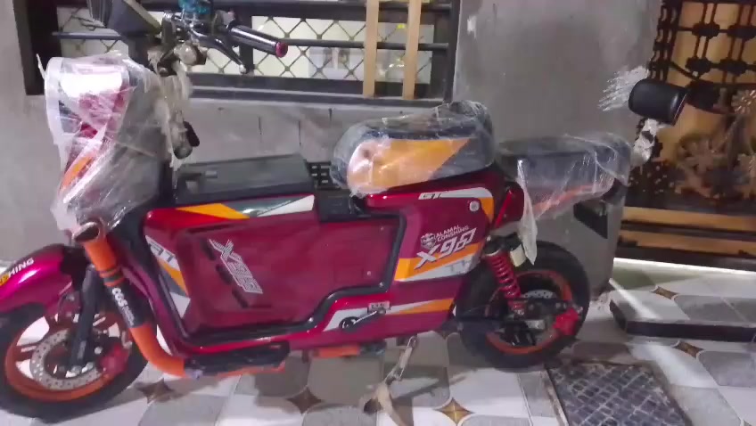 🔥 فرصة قوية لأصحاب الشغل والتوصيل 🔥

متوفر الآن دراجات الشحن X900 فول مواصفات موديل 2026 بحالة جديدة جداً مثل ما مبين بالصور، جاهزة للشغل مباشرة 💪

أهم المواصفات:🔹 بطاريات كبار موديل 2026 تعطي عمر أطول بالشحن🔹 محرك قوي جداً مناسب للشغل والسحب الثقيل🔹 قوة تحمل عالية للشحن والتوصيل🔹 صرفية ممتازة واقتصادية بالكهرباء🔹 إنارة LED أمامية قوية للقيادة الليلية🔹 شاشة عدادات ديجيتال حديثة🔹 نظام فرامل قوي وثبات عالي بالطريق🔹 إطارات عريضة رياضية تعطي توازن وأمان🔹 مساعدات أمامية وخلفية مريحة للمطبات🔹 هيكل قوي وحديد ثقيل يتحمل الشغل🔹 مقعد مريح طويل مناسب للرحلات والعمل🔹 تصميم حديث وجذاب يلفت الانتباه

💰 السعر: 450 فقط (سعر الماي)📉 قابل للتفاوض للجادين
📞 للاستفسار والحجز:***********
