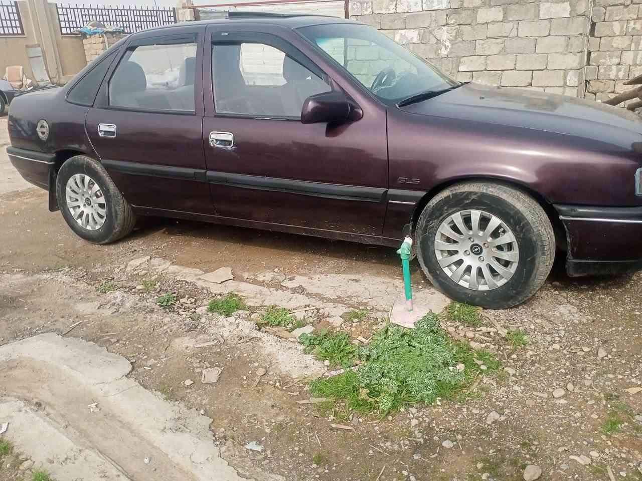 سلام عليكم فگتره للبيع الحجم 16 الموديل 91 محرك شرط گير شرط ضخم نظيف سياره مال جناي شرعي موجود وكاله من الوكيل تحويل من الشرعي العنوان موصل حي القاهره السعر 40 وبي مجال بسيط ***********
