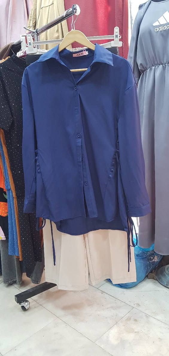 قميص 15
بنطرون 15
قميص 15000 +  بنطرون 15 = 30
عنوان محل ازياء ترتيل ستور للألبسه النسائية شارع الهوى فرع الجم النسائي مجاور صالون نرجس 
https://www.facebook.com/share/1C3548Ju92/ حساب الفيس
حساب الانستا https://www.instagram.com/ta__tt2333?igsh=MWl6c2VveDJobzFqOA==


**إذا كنت صاحب هذا الإعلان وتريد حذفه لأي سبب، رجاءا أرسل رسالة إلى الدعم الفني**