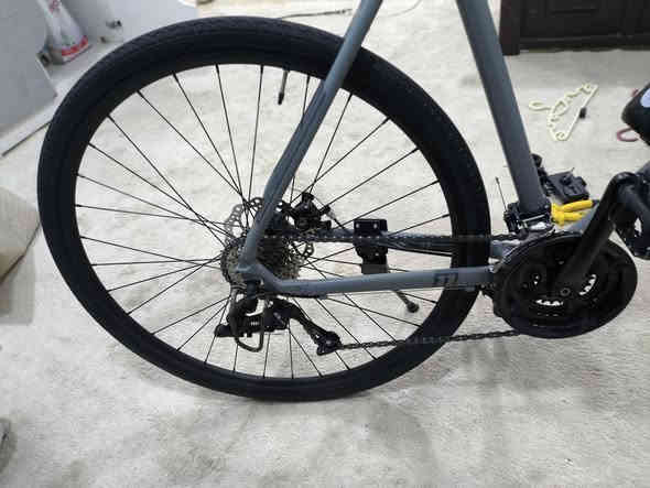 السلام عليكم
بايك c700  للبيع.. 

ماركه E11EVEN  الامريكيه.. 

يجي معدنها المينوم بلكامل.. 

يتحمل وزن kg150... 

اللون اسمنتي.. 

سستم البدالات والبريكات  من L-TWOO 

طراز A3.. 

البريكات دسك 160.. 

البدالات شفتات + يجن ب 8 سرعات خلفيه و 3 اماميه.. 

ختوماته تارسته تشوفه وتتاكد منه 

حجم    L.. 

قياس 29.. 

استخدام شهر واحد☝..  

نضافه 95/100

مكاني البصره الزبير وعندي توصيل داخل الزبير وتوصيل لمركز البصره 

السعر 260 وبي مجال واي استفسار بلتعليقات ماعندي خاص 

رقمي ***********
