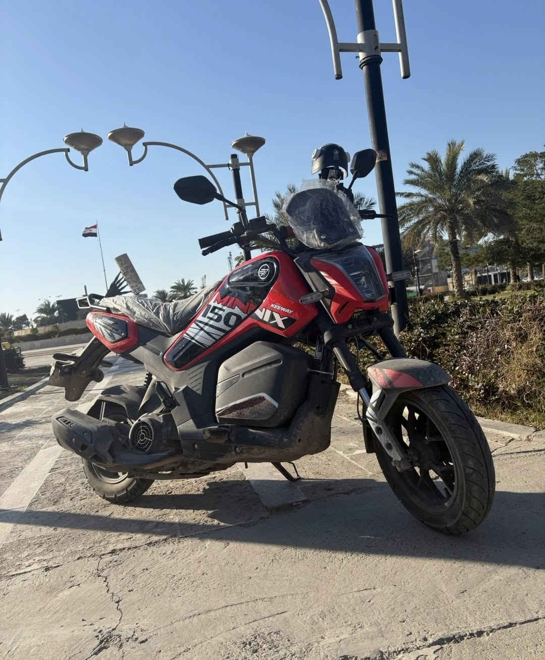 سلام عليكم من رخصة الادمن للبيع كيواي مينكس موديل2025 محرك150 دراجة بعدها زيرو وجديدة ماشية الف و500كيلو قابل للزيادة دراجة بيها ضمان من الشركة لل6الف كيلو رقم وسنوية اربيل بس اسويلك تنازل يم الشركة وتحجز يمهم موعد تكدر بلايام ثلاثاء اربعاء خميس تروح لاربيل تحول باسمك  بنص ساعة دراجة نضيفة وقوية امانة الله ومناقصها شي مكانها بغداد اي تواصل واتس ***********
