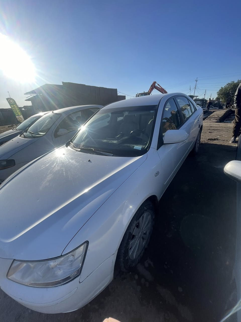 موديل 2009 خليجي للبيع فقط بيها جاملغ امامي وشويه بالبنيد فقط والباقي مكفول موجوده في كربلاء السعر 118 بيها مجال *********** بأسمي ،مكينه 2000
