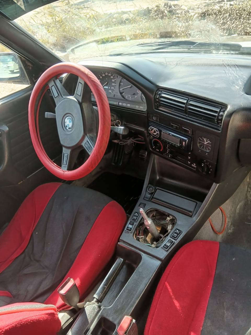 سلام عليكم ورحمة الله وبركاته اخوني الاعزاء بي ام زعره موديل 92 للبيع رقم ديالى السع 30وبيه مجال ***********
