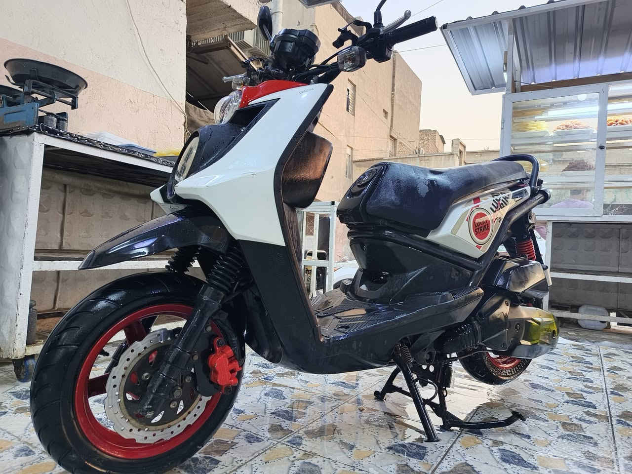 السلام عليكم جبلي موديل 14 للبيع مال محتاج شاهد الله صالح خمسه ايام مال رمبه صار عندي ظرف هل اريد ابيعها(***********)
