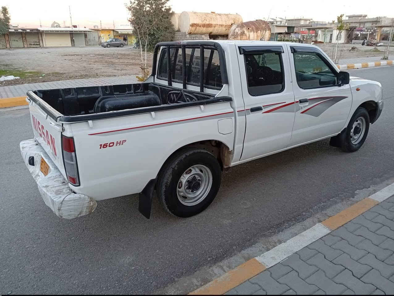 نیسان مۆدێل( 2008 )ساخ کتابی موزایدە ی ئە سڵی لە گە ڵە گێڕومە کینە وئە کسلی بە شە رتی فە حسی فیتە  چوارتایە وویلی لۆکی لە ژێرە کارە بای کامل مە زبوتە کوشنوگاعی تێگیراوە ناوبۆدی باخە ی شە ریکە یە هه موگیانی لۆکە کامل بۆیاخ لە سە رساخی زە ڕبە ولێ دراوی نیە مالی دۆستە 73گڵاوکە مێک مە عامە لە موشتە ریت تە لە فون بکەناونیشان بازیان***********
