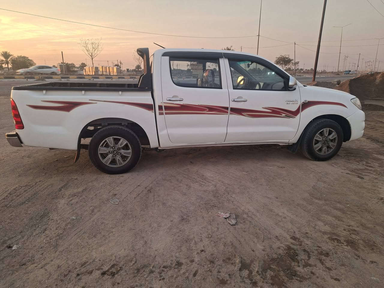 السلام عليكم موديل(١١) للبيع رقم بغداد مشروع وطني مكان السياره صلاح الدين قضاء بلد الظلوعيه السعر(١٤٥) وبيها مجال رقم الهاتف ***********
