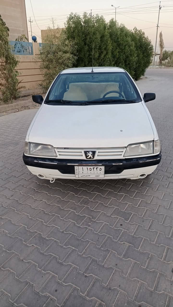 السلام عليكم بيجو 405 موديل 2012 رقم نجف و المالك نجف شرط التحويل تبريد شغال   كير محرك جدد حداديه جديده  تخم تأير جديد مكفوله من الضربه و الرسميات كافه السياره جاهزه ماعيزه شي سنويه  صاقطه صار 3سنين السياره أحله من الصور شرط السعر (36) اتصال *********** أو *********** مكان السياره نجف
