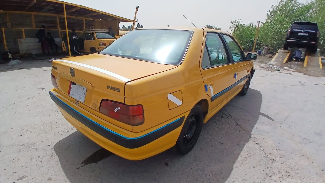 سلام عليكم
بيجو بارص مديل 15 رقم بغداد
تحويل ثاني يوم عليها هيئه 210
عل مشتري
مصفره غرامات
حادثها بنيد ودعاميه  
سياره خير من الله 
كير ومكينه بلجيس 
تخم تاير 100/100 
صدر امامي 100/100 
صدر خلفي 100/100
كهربائيات كلها شغاله 
سياره مرتبه بيها ملاحضات كلش كلش بصيطات
نواقصها درايم شفت واحد وطوبه اطلع صوت خفيف يعني شي على شي متكلف خمسين 
عارضها ب 32 قفل 

***********
